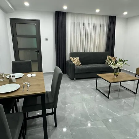 Pomelo Kyrenia Apartment